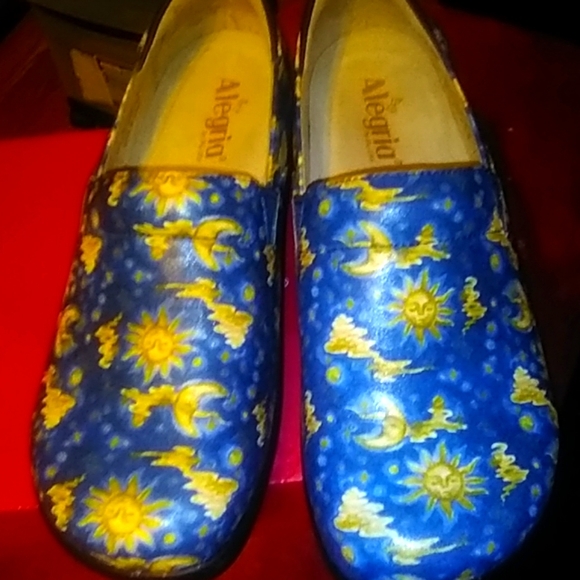 Women's Alegria Shoes - Picture 2 of 5